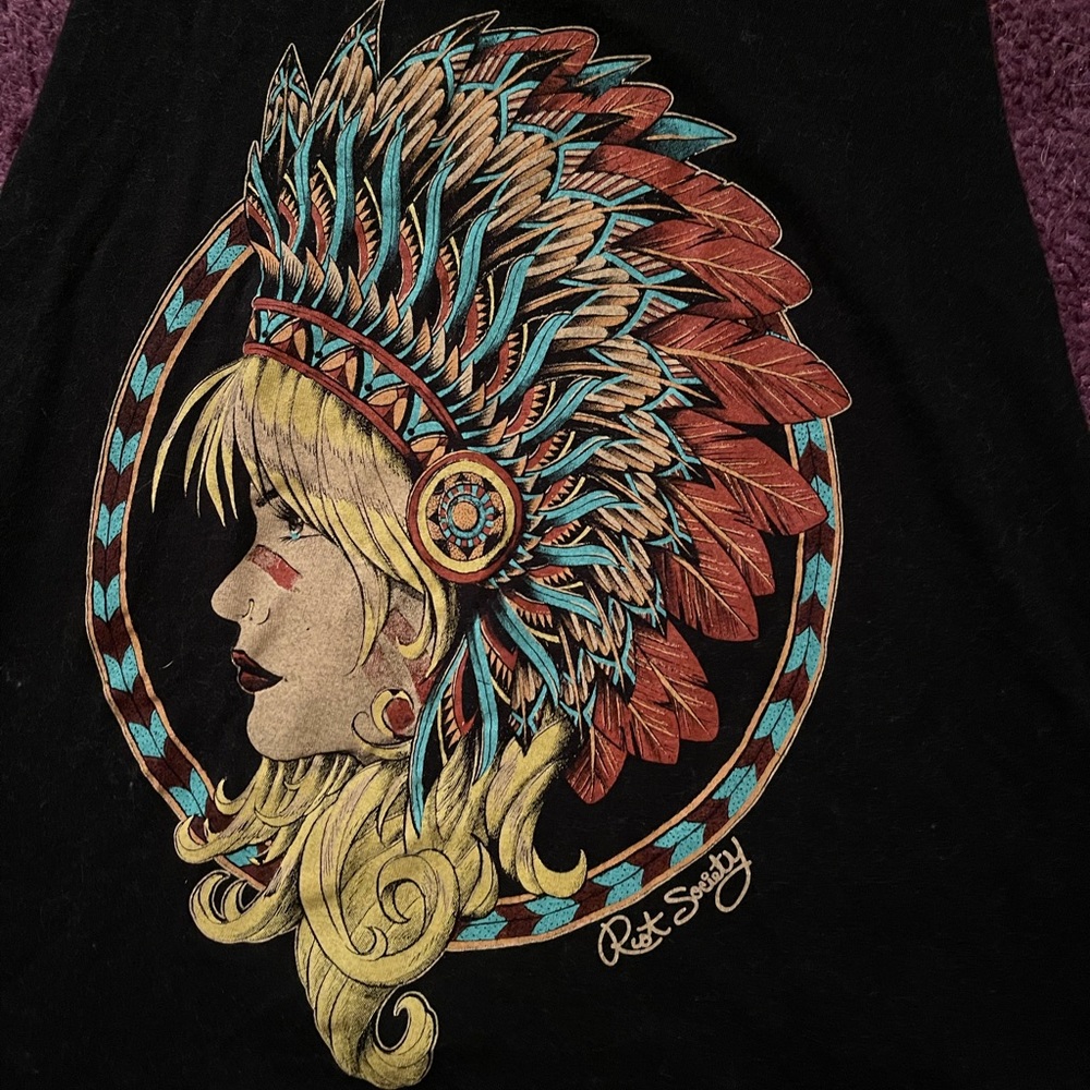 Riot Society women’s tee